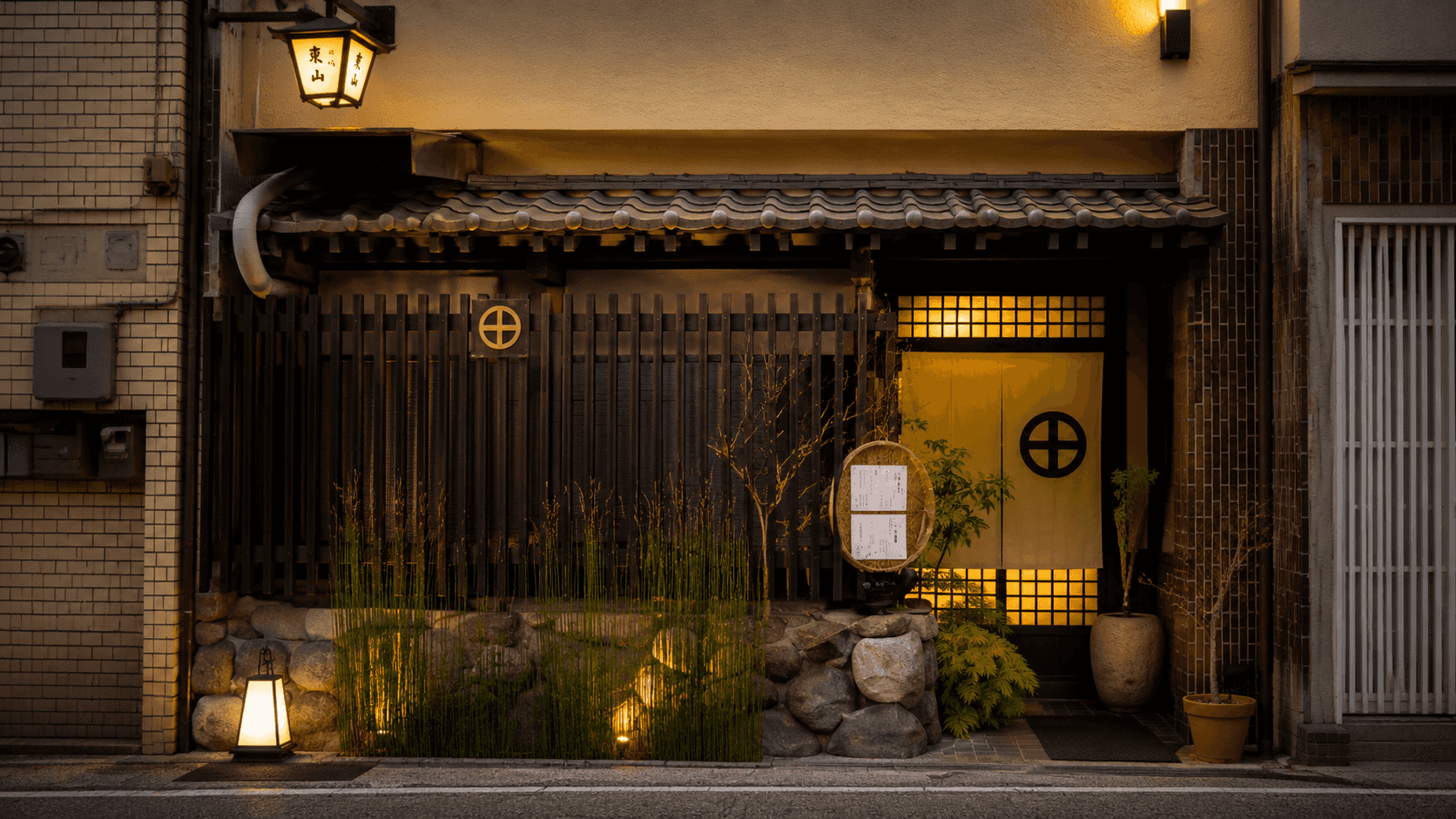 Indulge in Twilight Cruise and Japanese Restaurant “An Evening in Style in Onomichi”