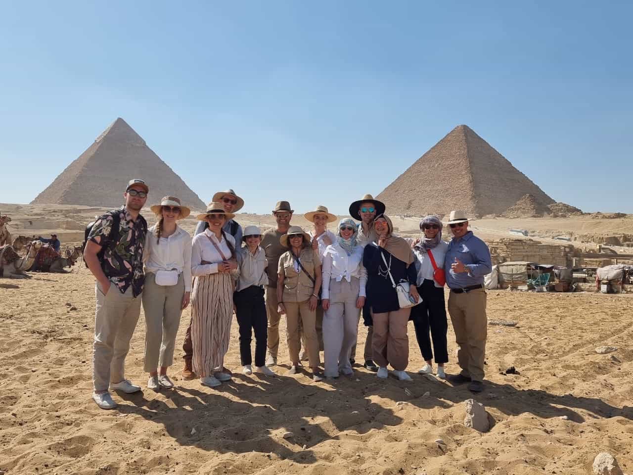 Discover the wonders of Egypt with: Giza Pyramids, Sphinx, Sakkara, City of Memphis with expert guide