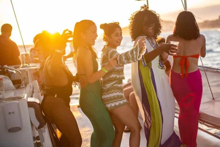 Los Cabos Sunset Party Cruise