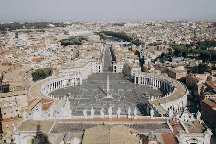 Rome Walking Tour to St. Peter, Castel Sant’Angelo and Pantheon