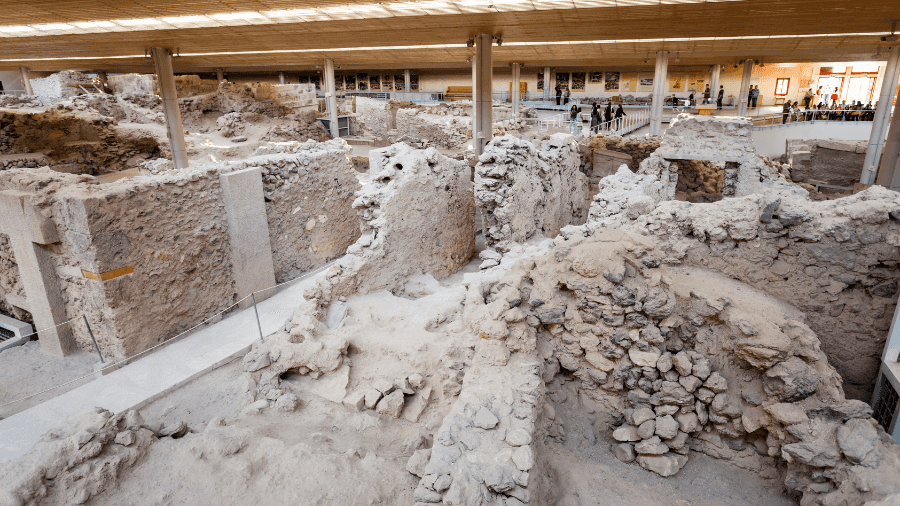 Guided Tour: Akrotiri Ruins