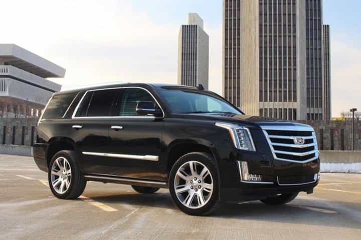 Arrival Transfer: O'Hare Airport ORD to Chicago by Luxury SUV