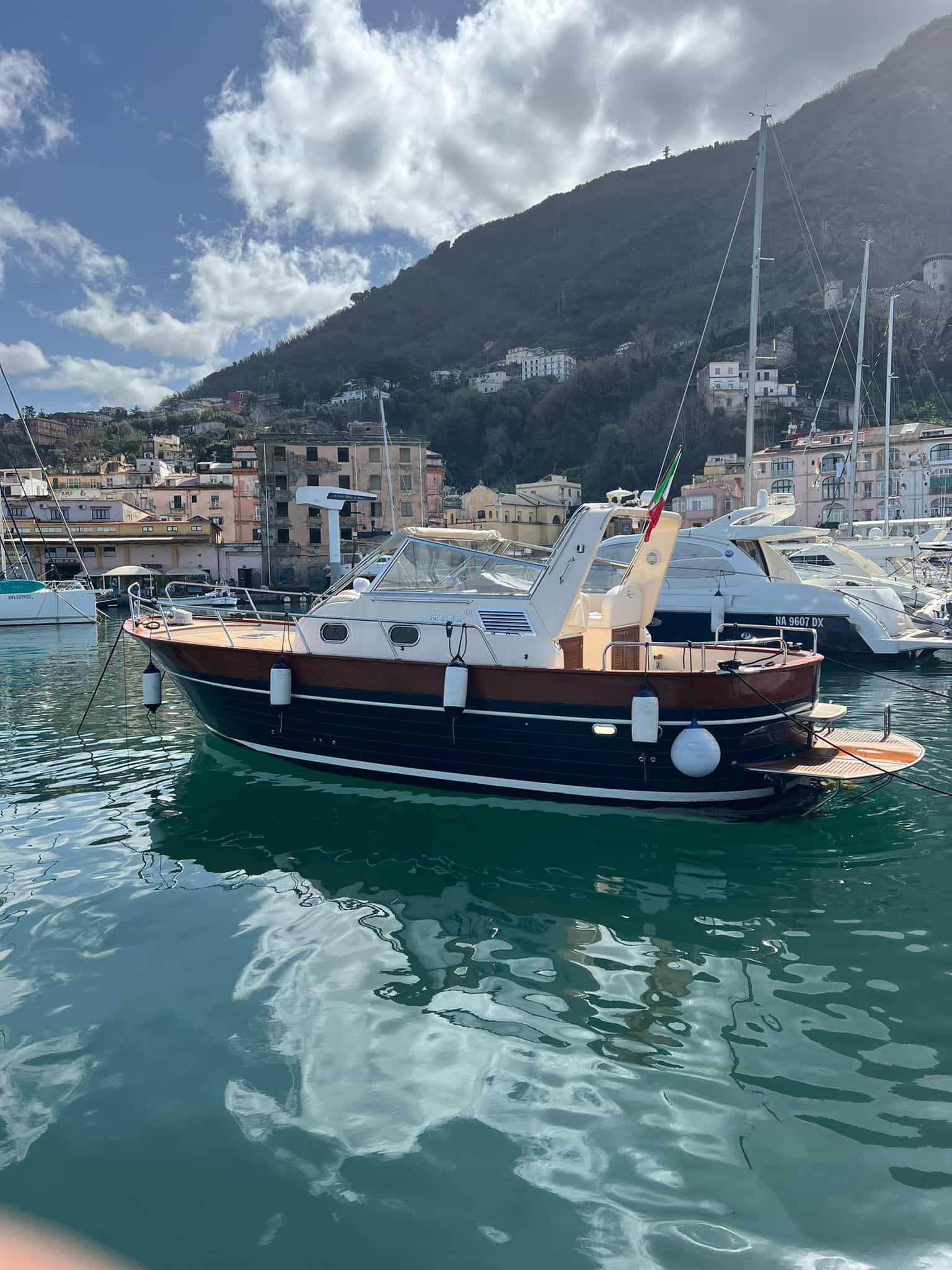 Ravello Amalfi and private boat to Positano tour