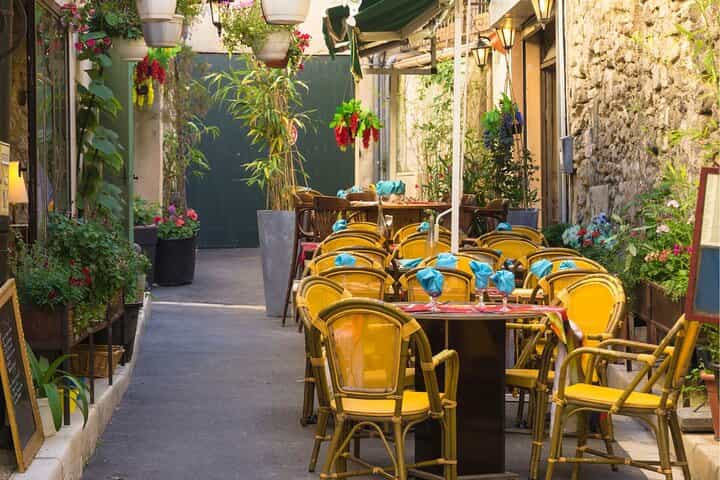 Aix-en-Provence Scavenger Hunt & Self-Guided Audio Walking Tour