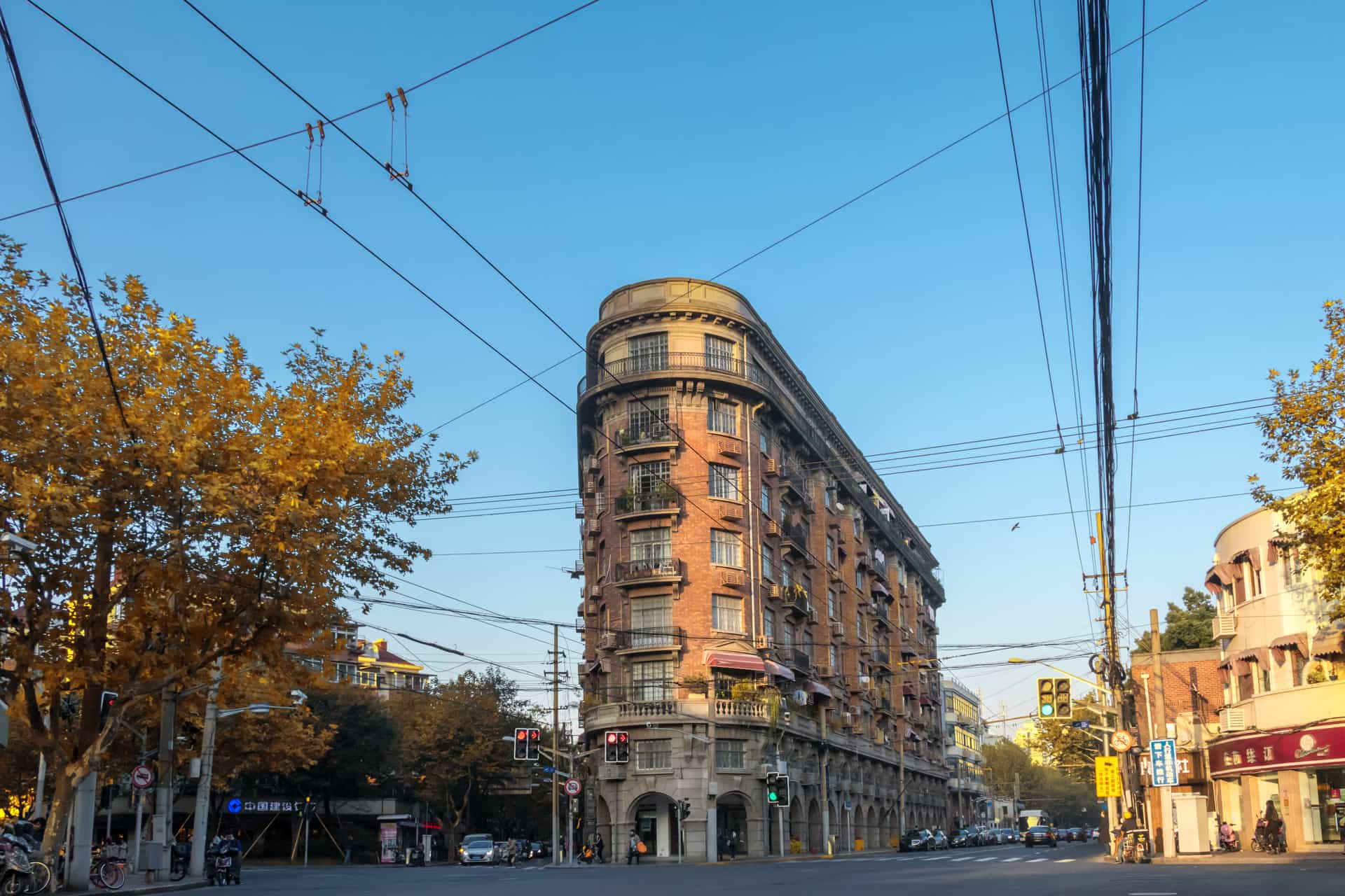 9-Hour Private Customized Tour of Shanghai City