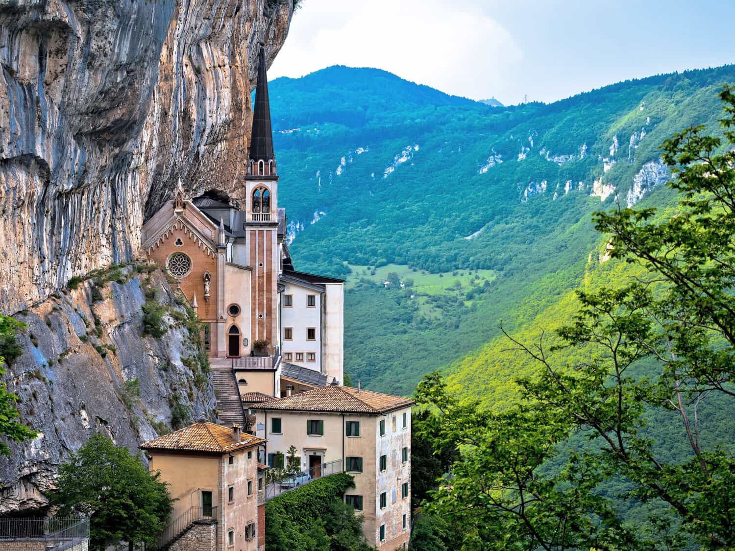 From Verona: Madonna della Corona & Sirmione - Full Day Combo Tour