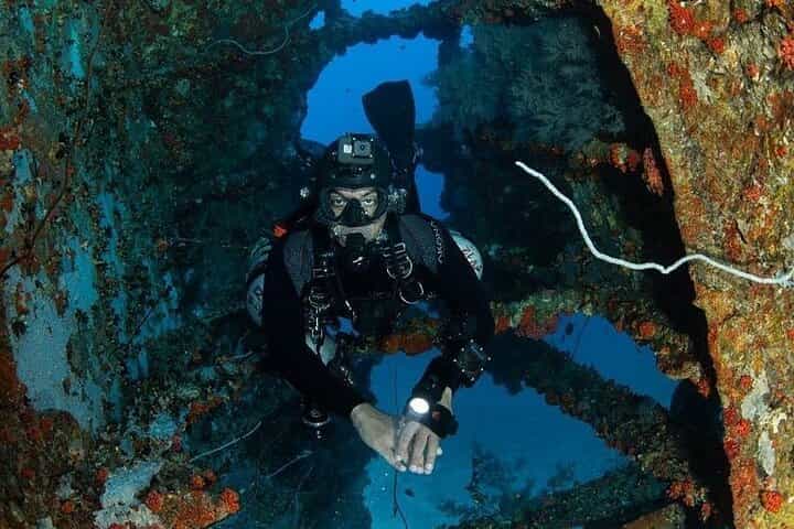 Scuba Diving in Colombo