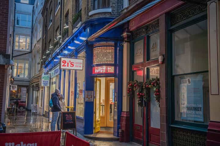 PRIVATE Harry Potter Filming Location Walking Tour in London