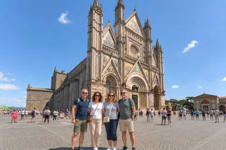 Rome to Orvieto Day Trip by Train with Duomo, Caves and Lunch