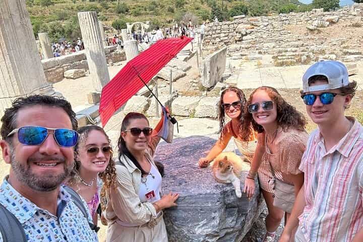 FOR CRUISERS: Ephesus & Mary's House SKIP-THE-LINE ENTRY & LUNCH