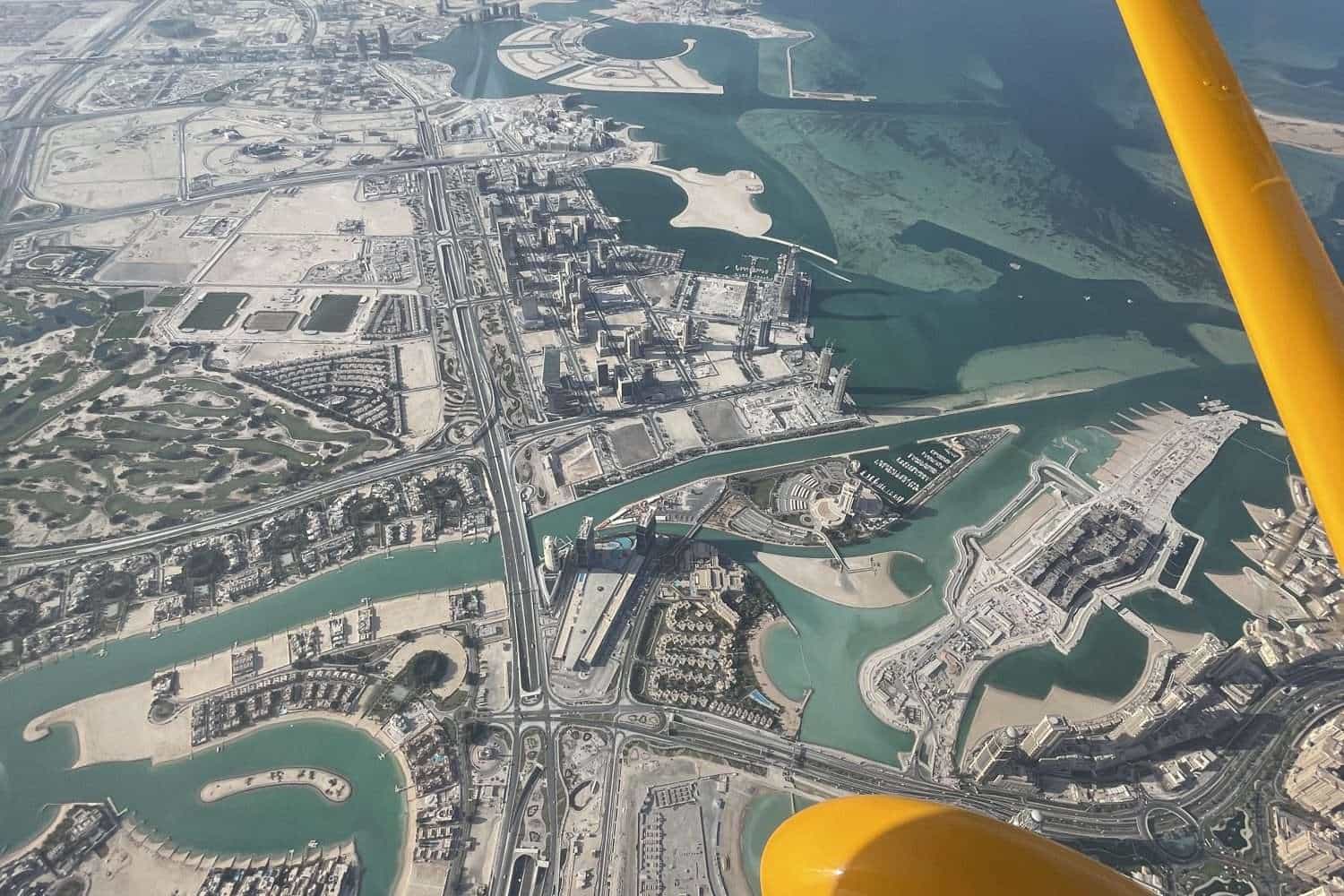 Explore Qatar by a Gyrocopter