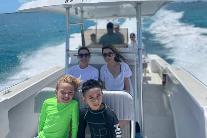 4hr Private Tour Island Hop Snorkel w/ Turtles & Sip Bahama Mamas