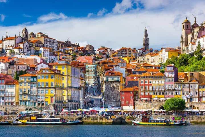 Private tour for 1 to 8 people from Porto 2 days