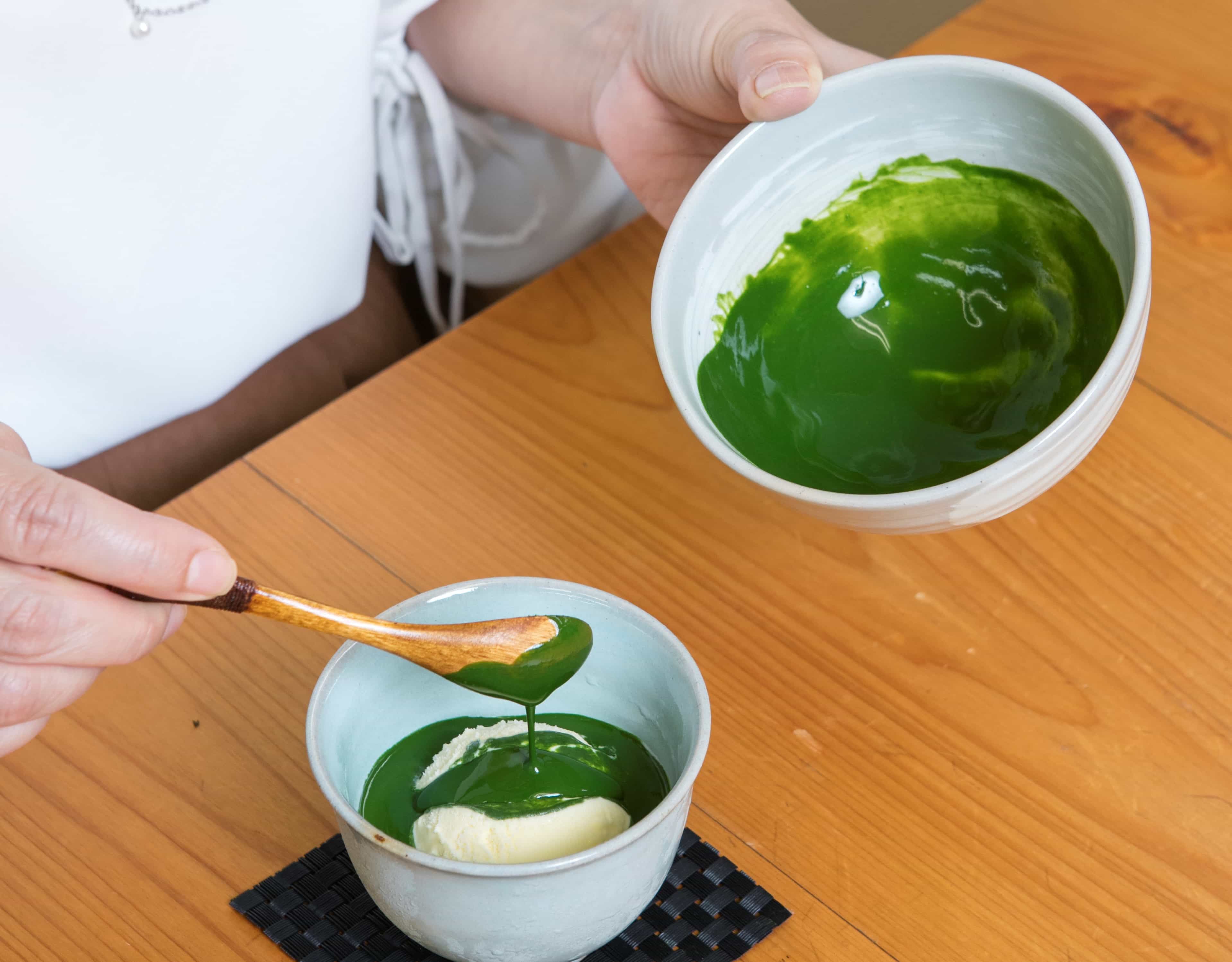 Matcha Making Class and Walking Tour in Uji Kyoto