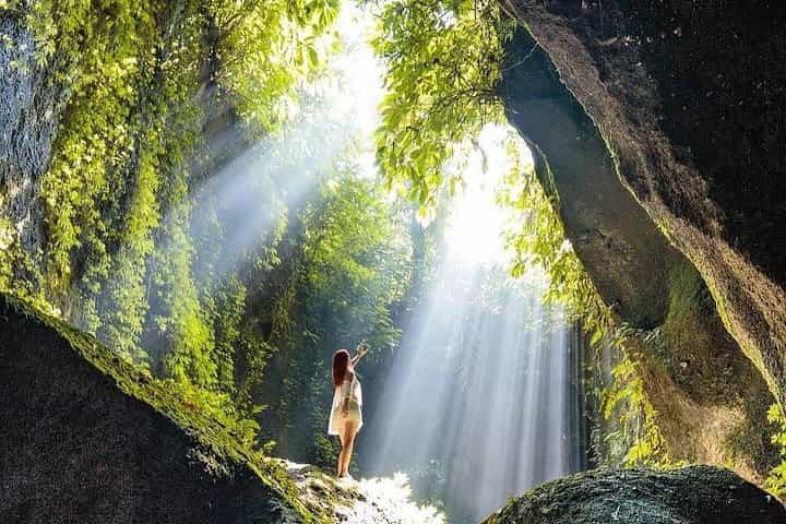 Bali Waterfalls Instagram Spot: Tukad Cepung, Suwat and Tibumana Waterfalls