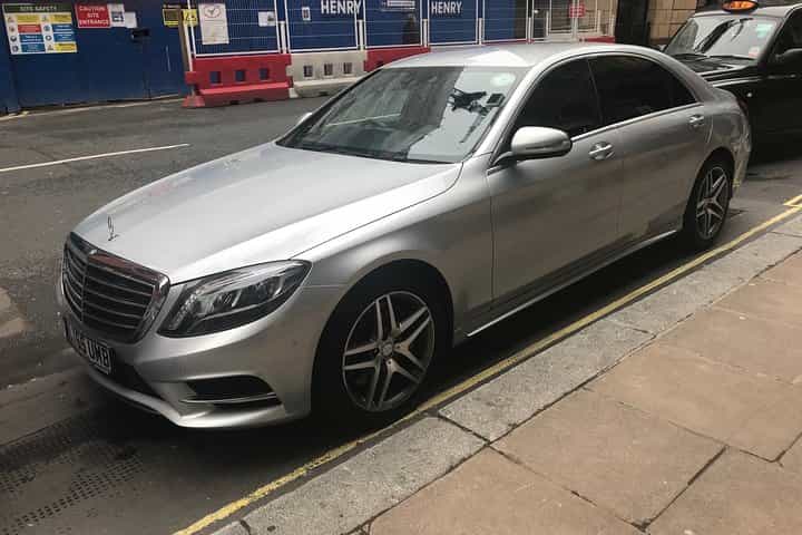 Private Transfer From Central London to Heathrow Airport (Mercedes Sedan)