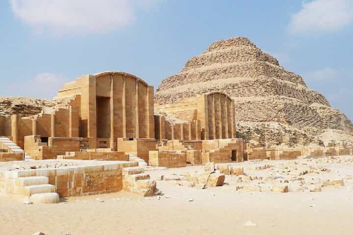 Private Tour To Giza Pyramids, Memphis City, and Sakkara Pyramid