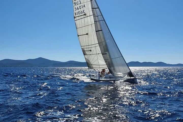 From Zadar: Sports sailing tour