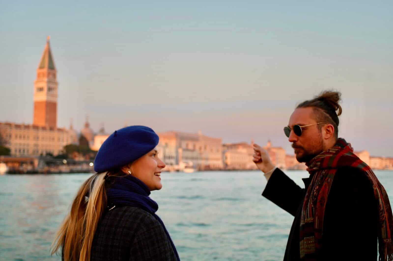 Historic Walk in authentic Venice: the city, its architecture and traditions