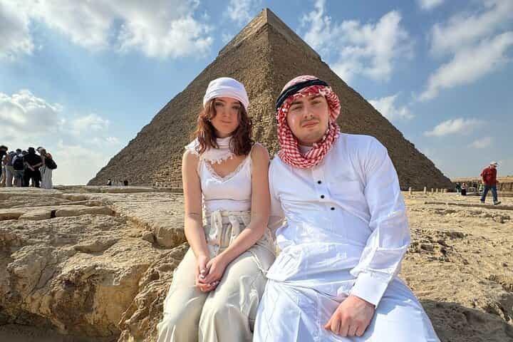 Vip Tour Giza pyramids, sphinx with Camel Ride and Vip lunch 