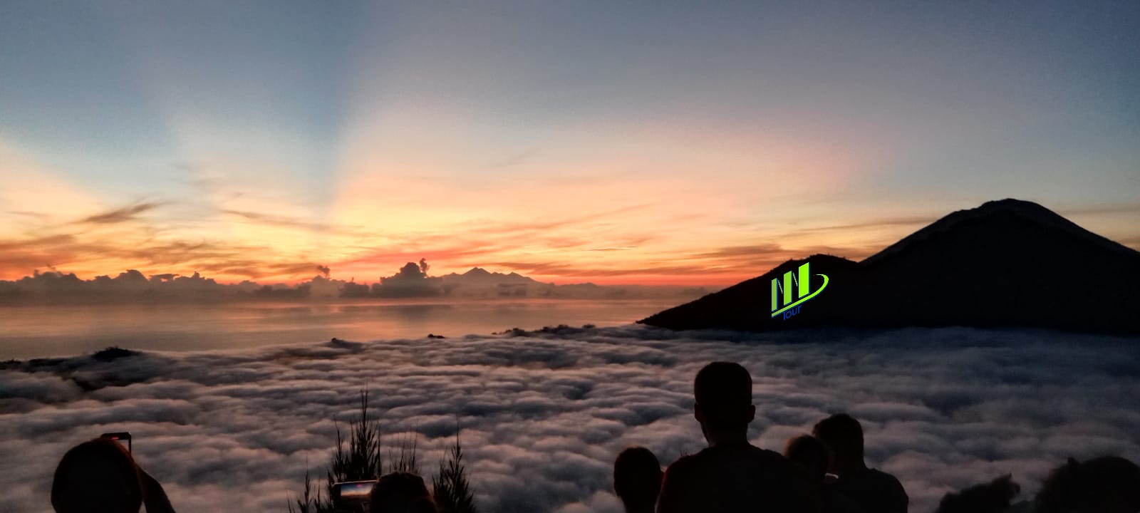 Sunrise Private Experience Trekking Summit Mt Batur in Kintamani