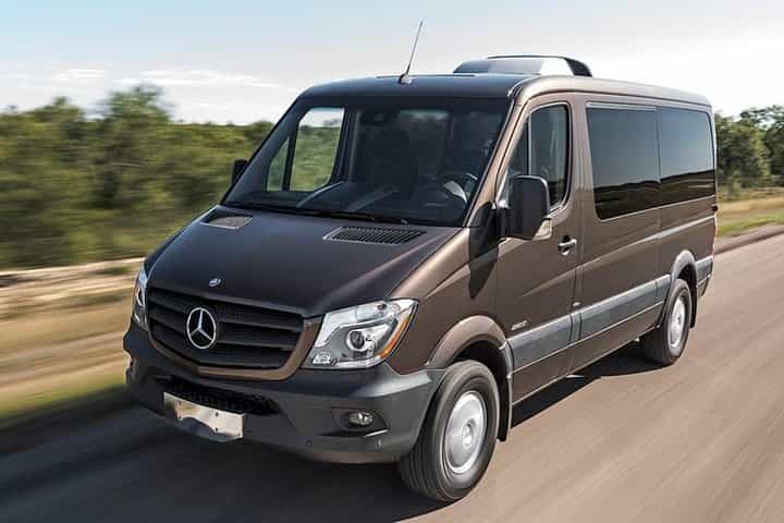 Private Transfer from Levi to Rovaniemi with Professional Driver &amp; Comfortable Vehicle