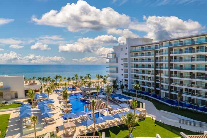 Private Transfer from Royalton Riviera Cancun to Cancun Airport