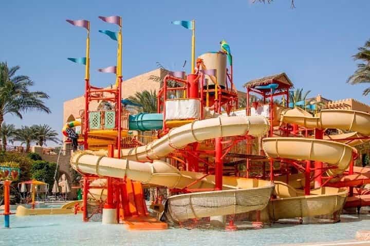 Makadi Water World Aqua Park Ticket with Transfer and Lunch