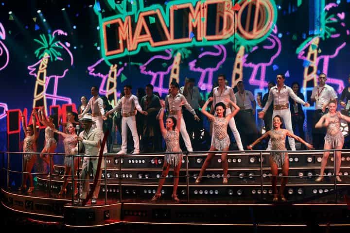 Night tour to Coco Bongo Punta Cana from Santo Domingo with Open Bar