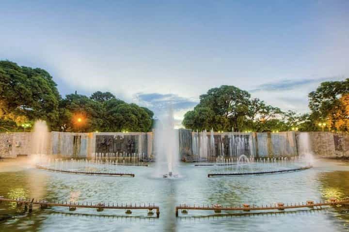 Ciudad y alrededores desde Mendoza