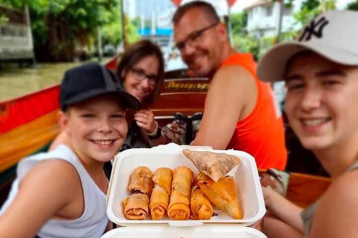 2-hour SUNSET Canal Tour + FOODS Tasting with Tour Guide