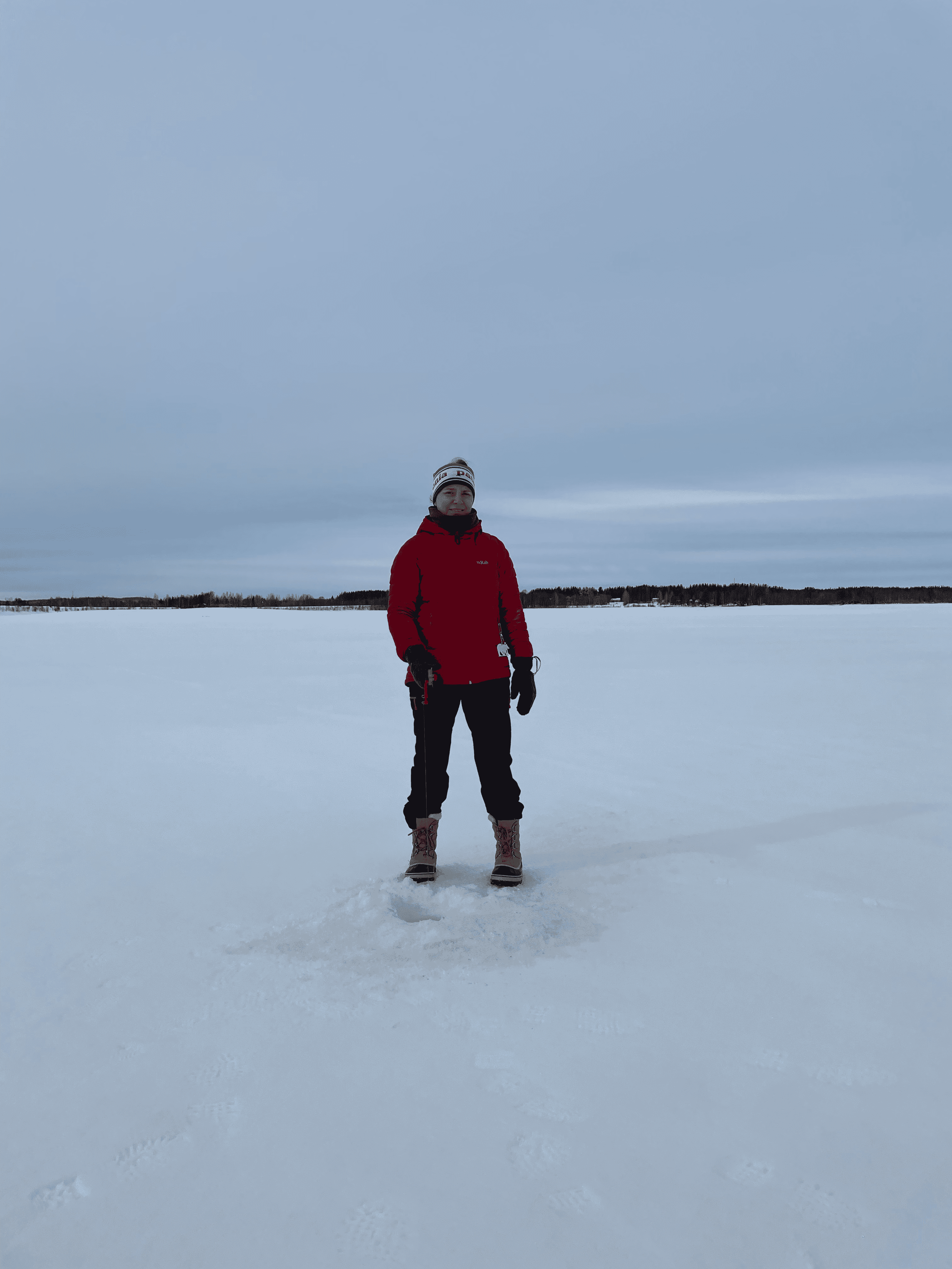 Private Ice Fishing Tour In Pyhätunturi