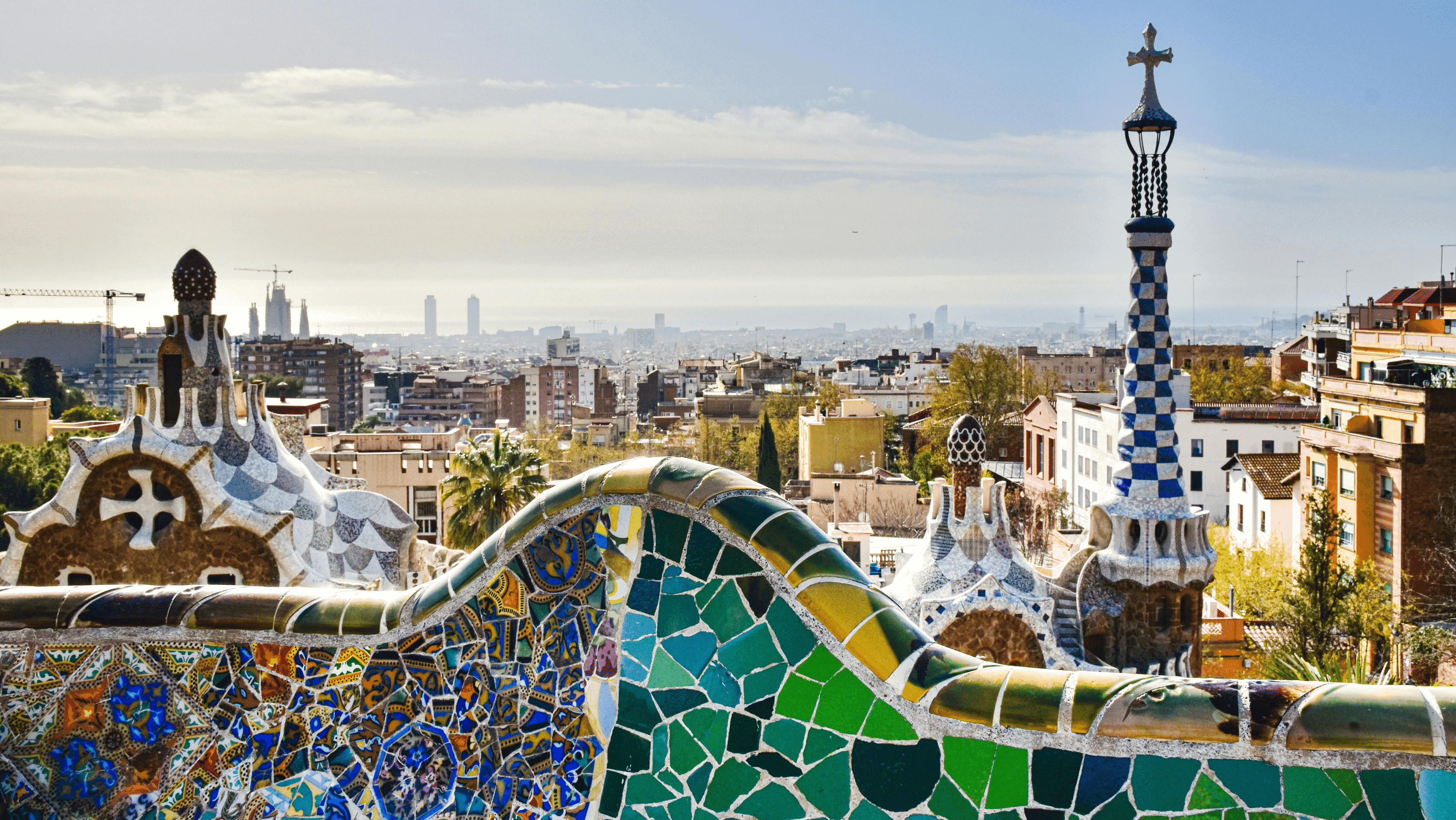 Barcelona Old City Walking Tour + 1H Boat Cruise