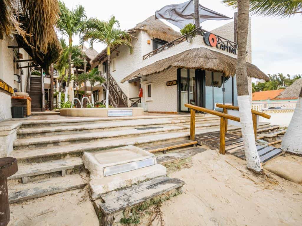 Private Shuttle from Cancun Airport to Capital O Mimi Del Mar, Playa del Carmen