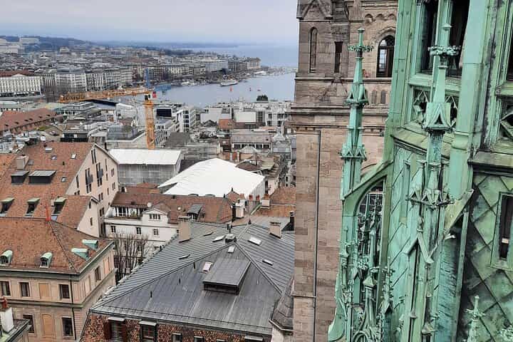 Old Town, Chocolate and Lake Guided Walking Tour