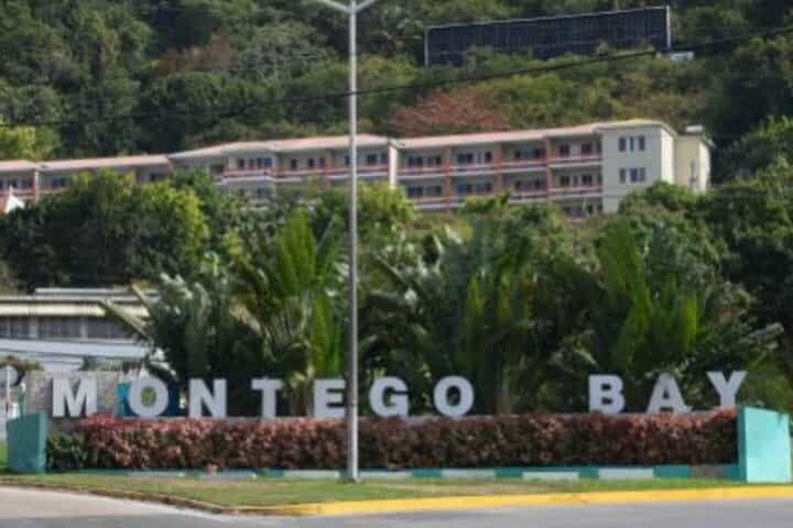 MBJ Airport Transfers to/from Montego Bay Hotels/Villas/Airbnb
