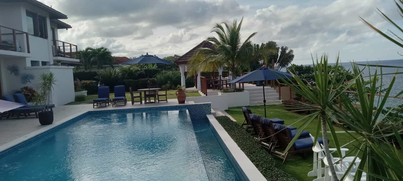 Private Sangster International Airport Montego Bay Transfers for Villas in Discovery Bay