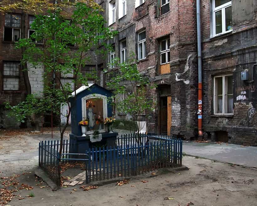 Praga District with degustation in the Polish Vodka Museum - PRIVATE (4h)