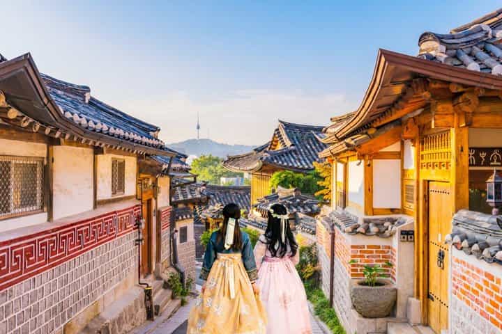 Small Group Seoul Highlight Tour opt. Hanbok & Tea Ceremony