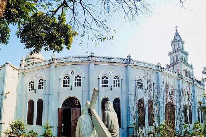 Half-day Vibrant Ha Long Heritage Tour