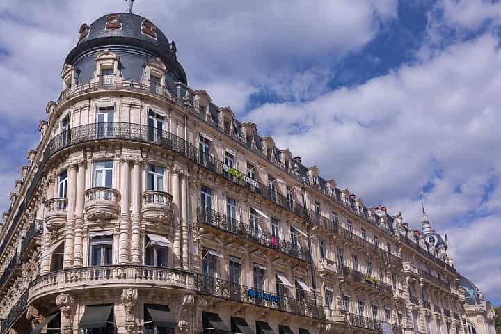 Montpellier Private Walking Tour with a Local Guide
