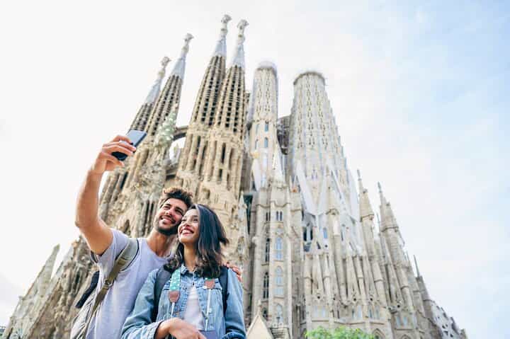 Barcelona Private Religious & Jewish Tour: with Sagrada Familia 