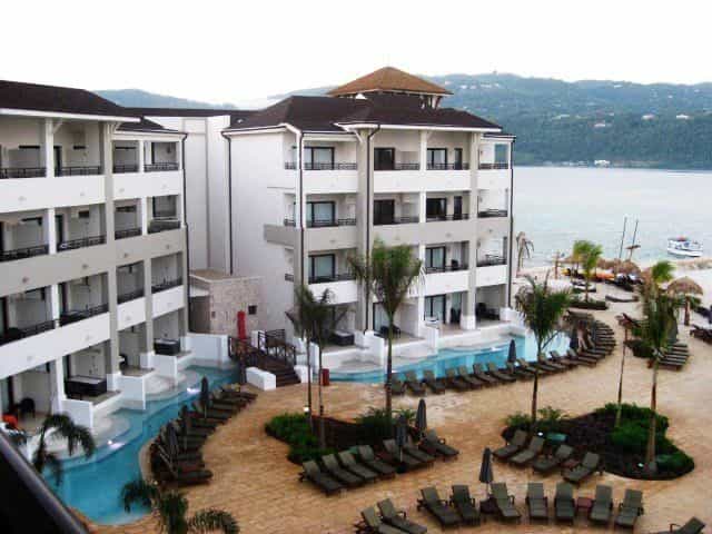 Secrets Resort Airport Transfer