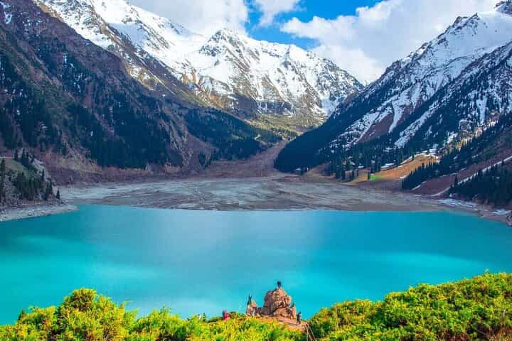 Almaty: Private Jeep Tour to Big Almaty Lake with Scenic Drive
