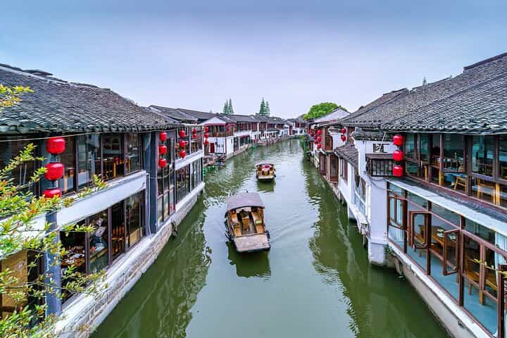 Private Round Trip Transfer Shanghai to Zhujiajiao Watertown