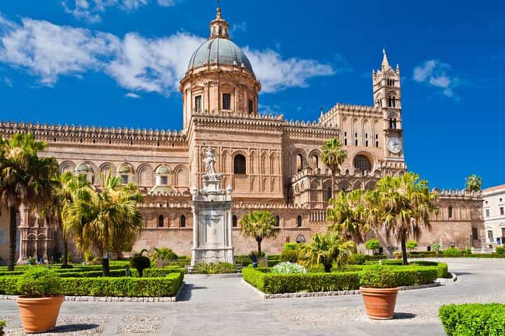 Palermo Scavenger Hunt & Self-Guided Audio Walking Tour