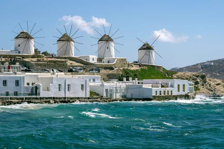 2 Hours Feel Like A Local Walking Tour in Mykonos Town
