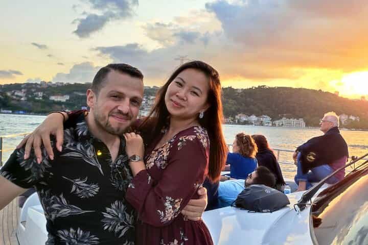 SUNSET CRUISE of Bosphorus at Deluxe Yacht in Istanbul 