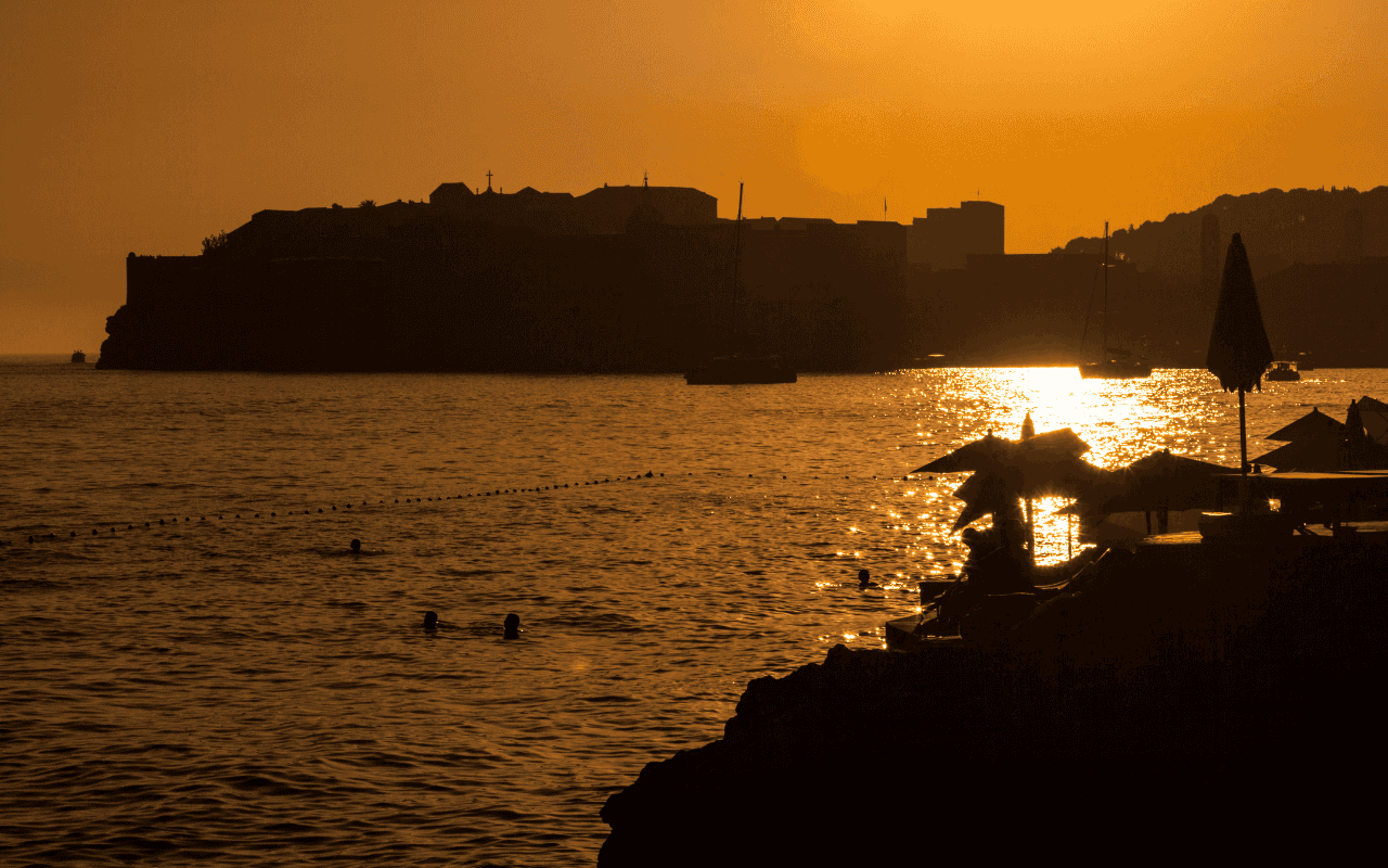 Panoramic Sunset Boat Tour