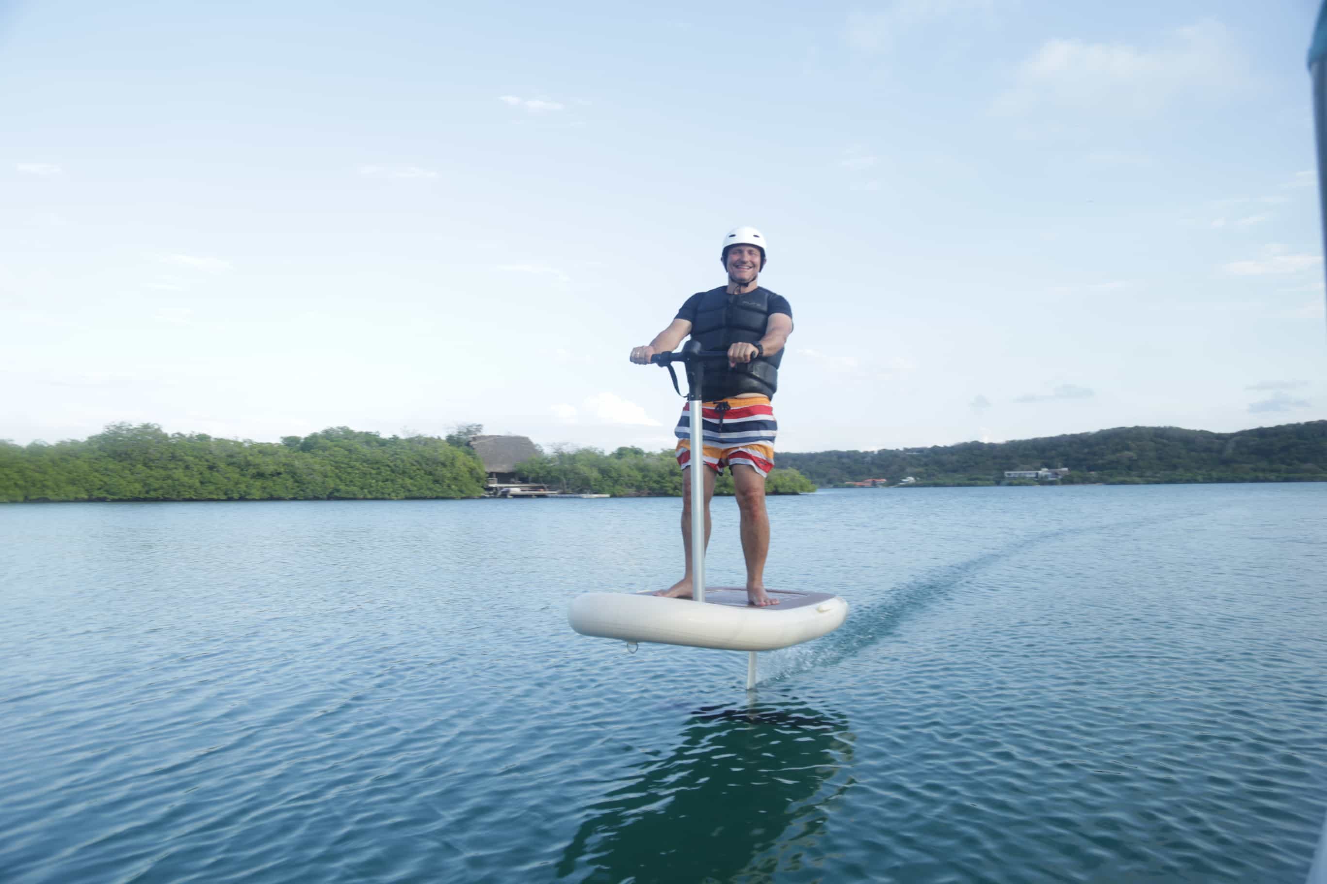 Barú Cartagena: Efoil FliteScooter Experience 30 min - Learn how to fly!